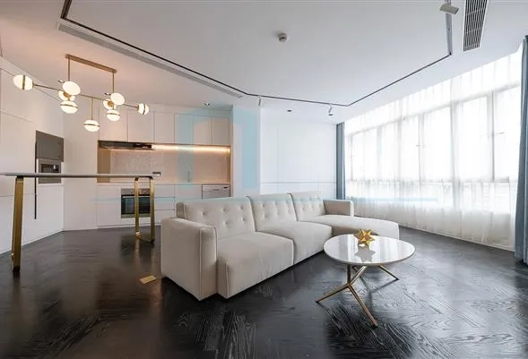 Rm 802 CJIA LUX