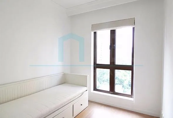 Rm 802 No 20 Lakeville Regency(7)
