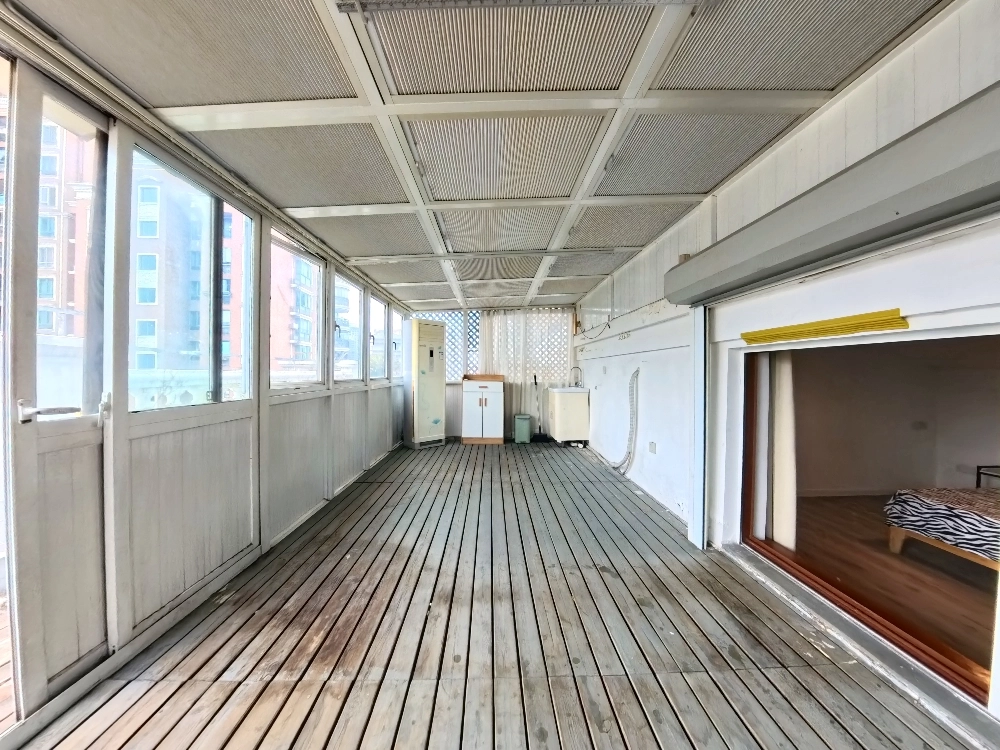 Rm 802 No 23 Xujiahui Garden(5)
