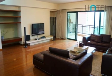 Rm 803 No 10 Yanlord Garden