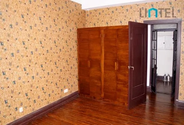 Rm 803 No 107 Fuzhou Road(4)