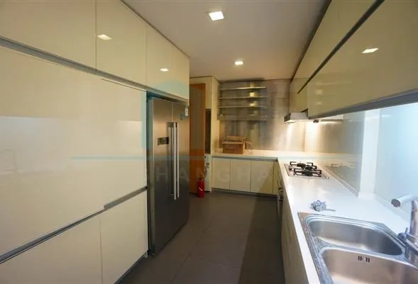 Rm 803 No 370 Lakeside Ville(6)