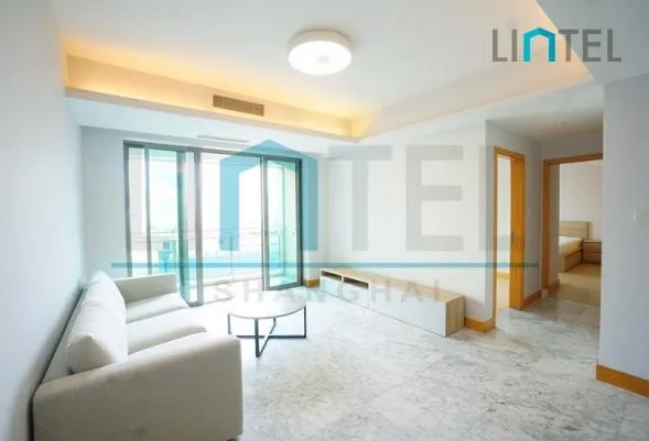Rm 803 No 9 Jing'an Four Seasons