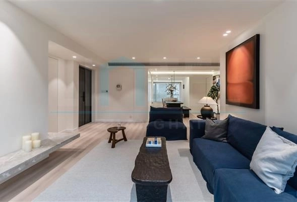 Rm 804 No 2 Eight Park Avenue(3)