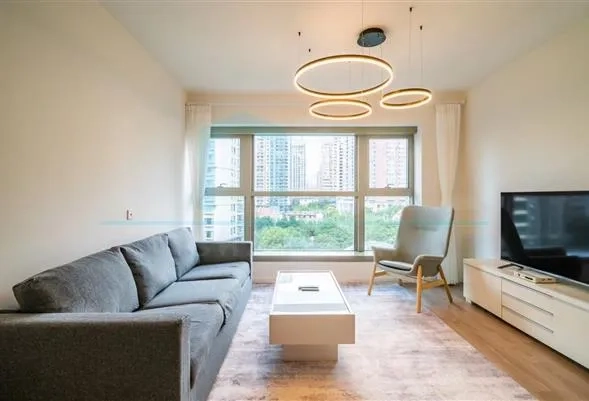 Rm 804 No 3 Eight Park Avenue