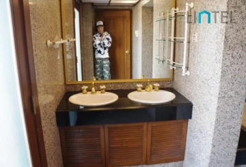 Rm 8A Aimking Mansion(8)