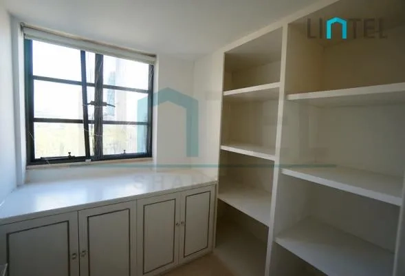 Rm 8A Gascogne Apartments(12)