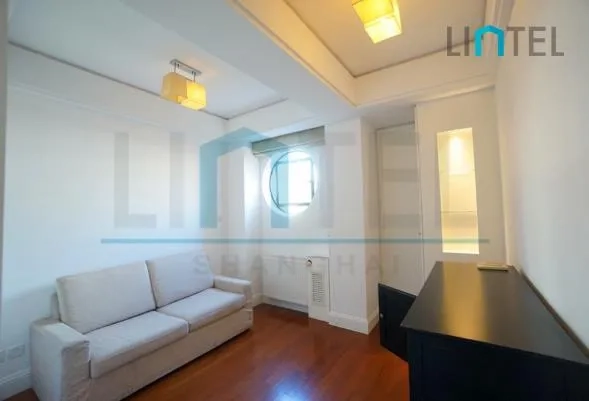 Rm 8A Gascogne Apartments(7)
