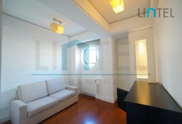 Rm 8A Gascogne Apartments(7)