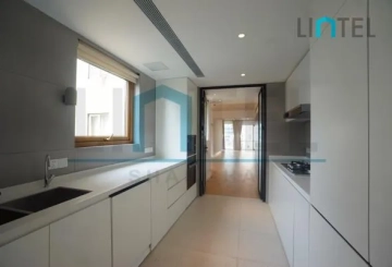 Rm 8A No 1 Chevalier Place(9)