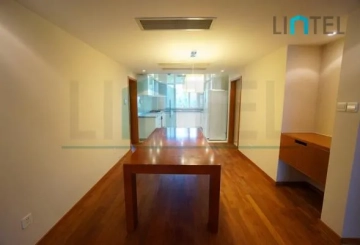 Rm 8B Huating Court(2)
