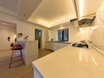 Rm 8B No 1 Ambassy Court(6)