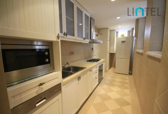 Rm 8C No 2 Chevalier Place(4)