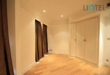 Rm 8C No 2 Chevalier Place(7)
