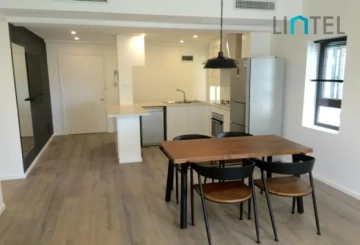 Rm 8C No 3 Ambassy Court(2)