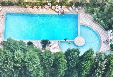Rm 8C No 3 Grand Plaza(11)