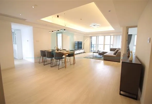 Rm 8D City Apartment