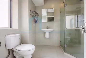 Rm 8F No 3 Ambassy Court(8)