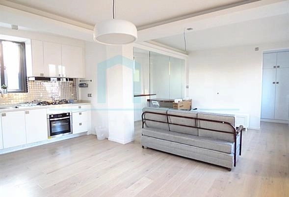Rm 9 No 42 Wanping Road