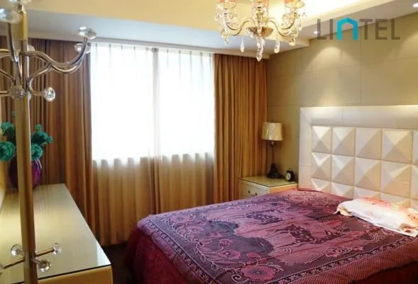 Rm 901 No 4 Shanghai Bay Phase I(14)