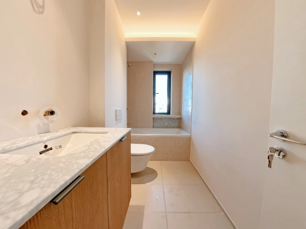 Rm 901 Yueyang Apartments(13)