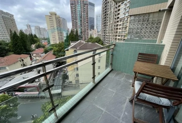 Rm 902 No 1 Central Residence I(3)