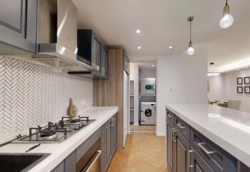 Rm 902 No 1 Central Residence I(8)