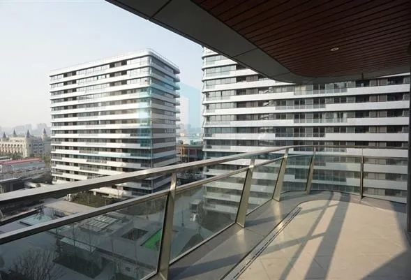 Rm 902 No 10 One Riviera Park(6)