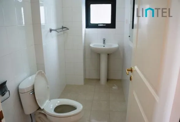 Rm 902 No 18 Green Court I(16)