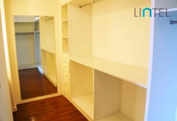 Rm 902 No 18 Green Court I(9)