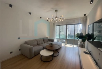 Rm 902 No 3 Eight Park Avenue