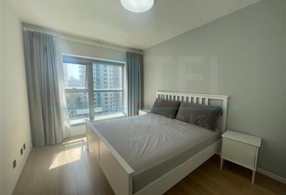 Rm 902 No 3 Eight Park Avenue(6)