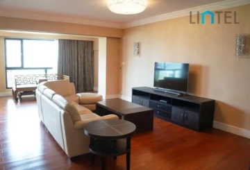 Rm 902 No 3 Lakeville Regency