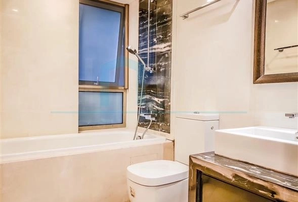 Rm 902 No 7 Eight Park Avenue(6)