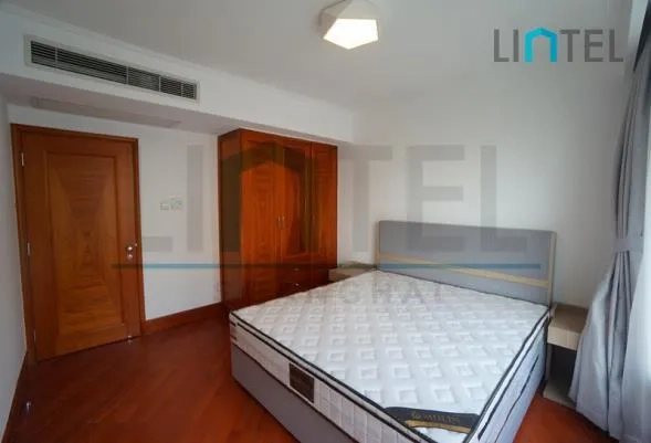 Rm 902 No 8 Le Marquis(9)