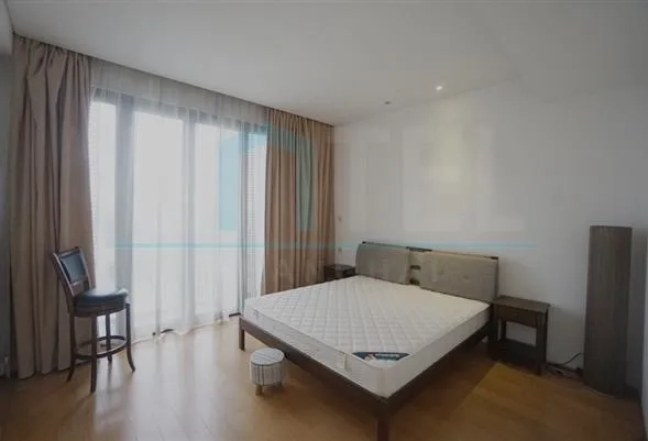 Rm 903 No 370 Lakeside Ville(7)