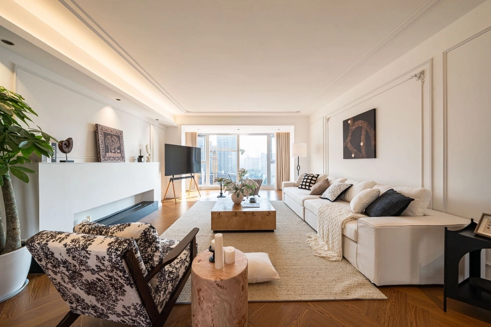 Rm 903 No 8 Seasons Garden