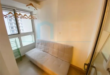Rm 904 No W2 Top of City(9)