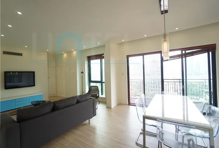 Rm 9A No 2 Yanlord Garden I & II