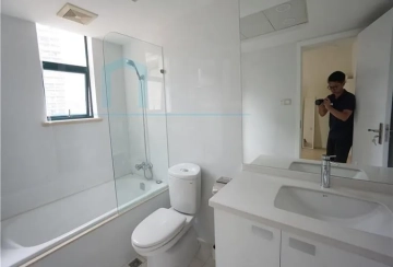 Rm 9A No 2 Yanlord Garden I & II(15)