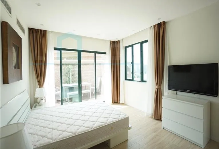 Rm 9A No 2 Yanlord Garden I & II(10)