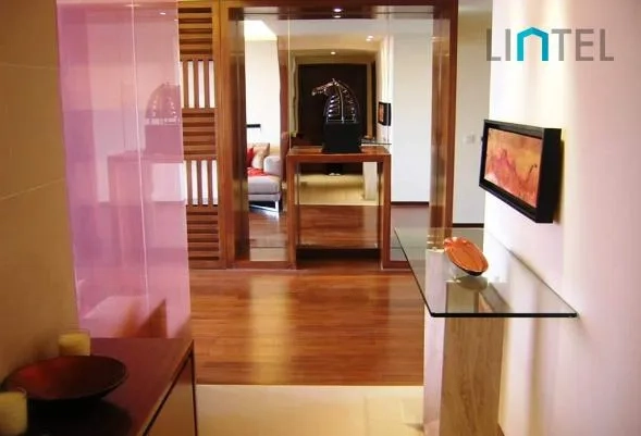 Rm 9A No D26 Top of City(9)