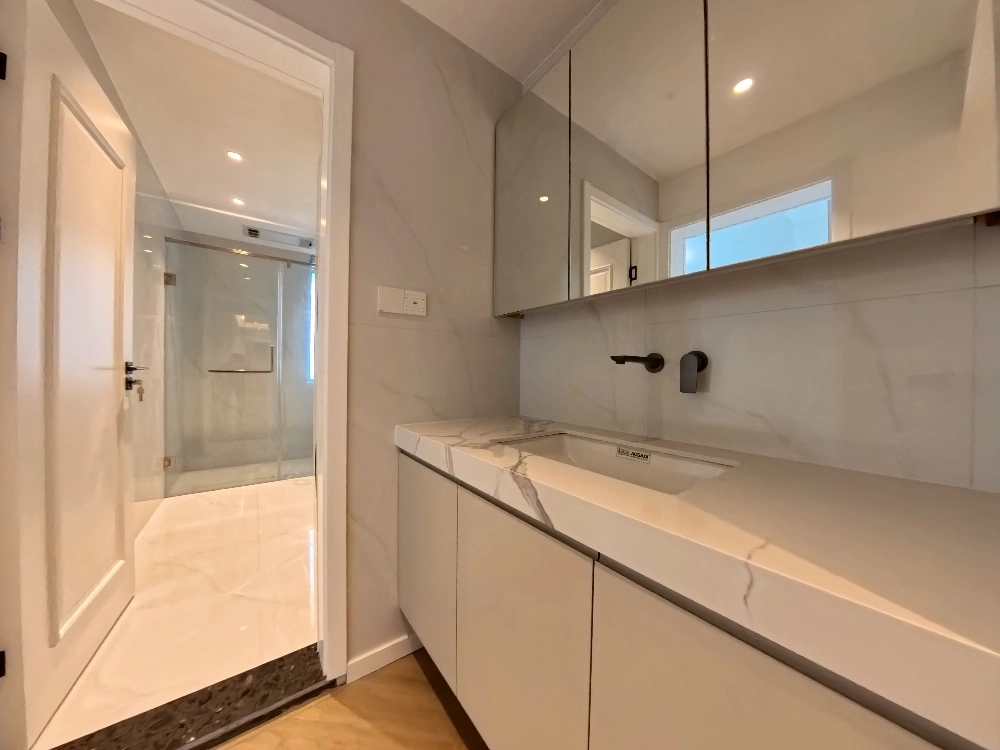 Rm 9D Gao Xin Apts(12)