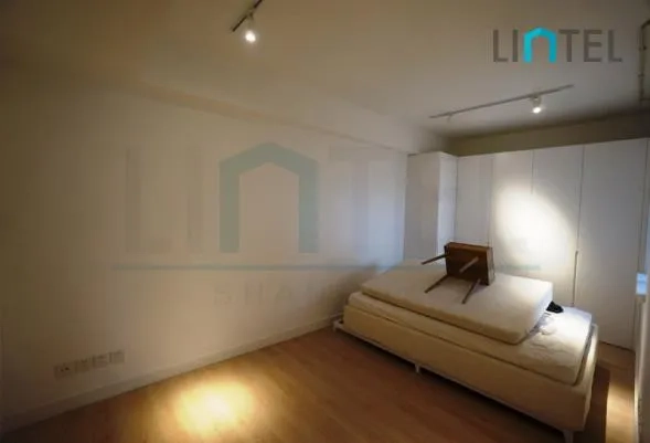 Rm 9F No 3 Ambassy Court(7)