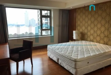 Small Chinese 4-bdr Deluxe Tomson Riviera Garden(23)