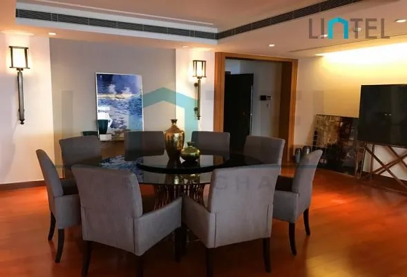 Small Chinese 4-bdr Deluxe Tomson Riviera Garden(10)