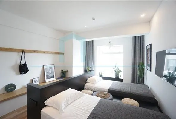 Smaller 1-Bdr Studio Base SUHE