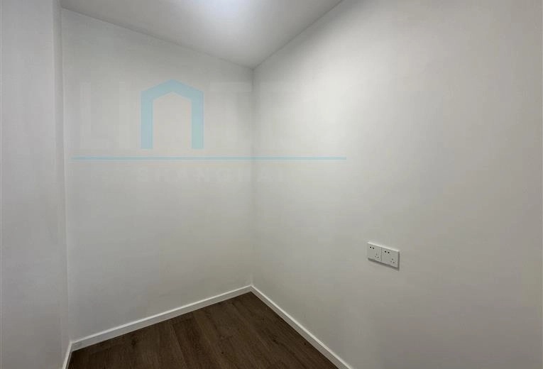 Standard 01 Unit X8 Savills Residence(17)