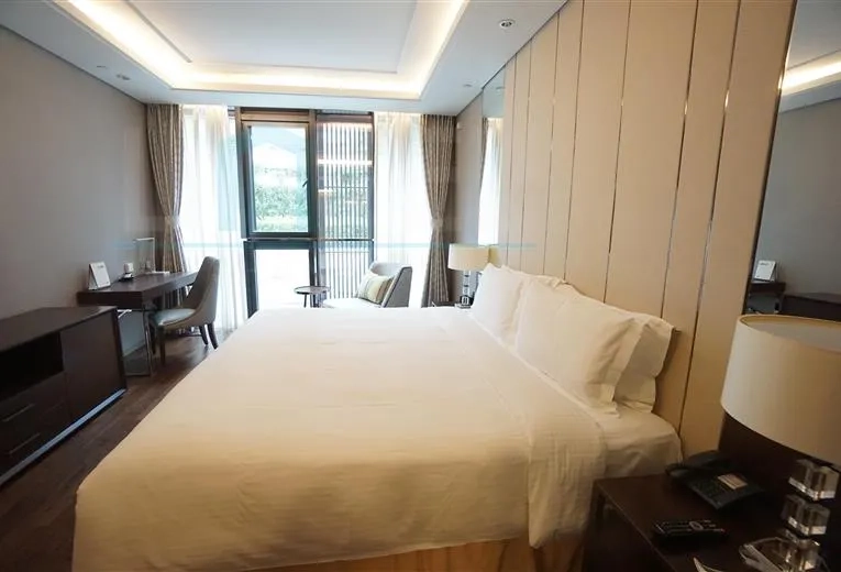 Standard 1-bdr Suite Ascott Hengshan(3)