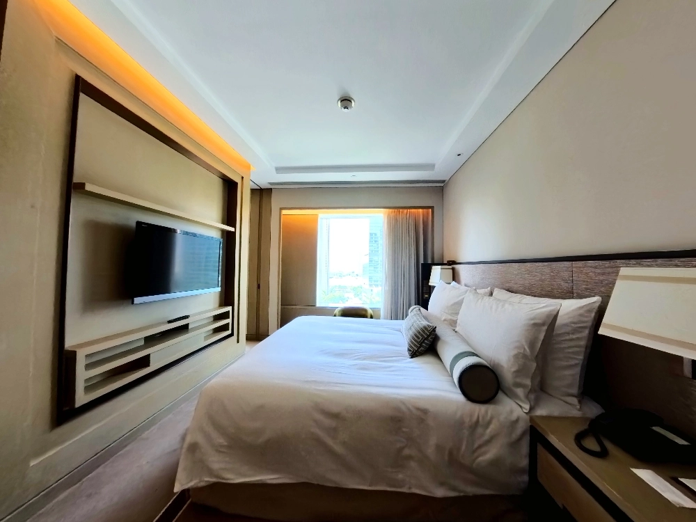 Standard 1-bdr Suite IFC Residence(5)